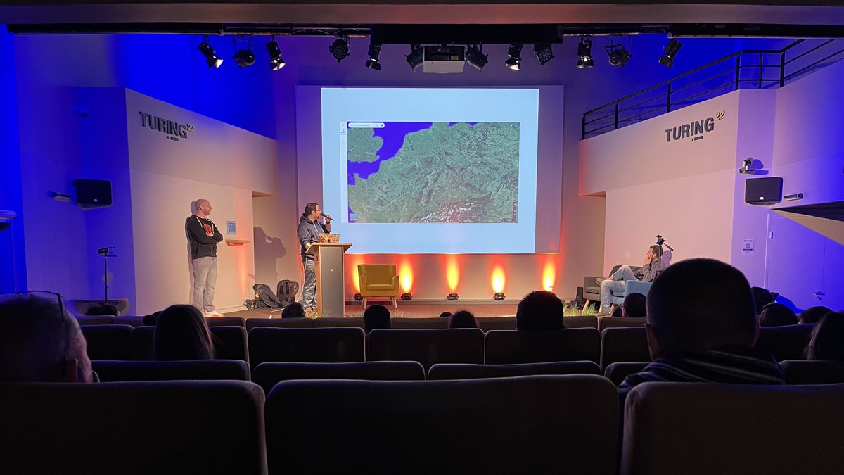 🌱 Hier a eu lieu la première de notre meetup 🤩

Au prg <a href="/GouZ/">Sylvain Gougouzian</a> &amp; <a href="/yodamad03/">👨🏻‍💻 Mat V.</a> qui nous ont donné en exclusivité leur talk "Deviens le Green Full Stack Lantern" 🦸🏻‍♂️

🔗 Slides &amp; replay sont dispos sur green-tech-auvergne.fr

🫶 Merci aux participant.es
📆 Rdv le 18/02/2025