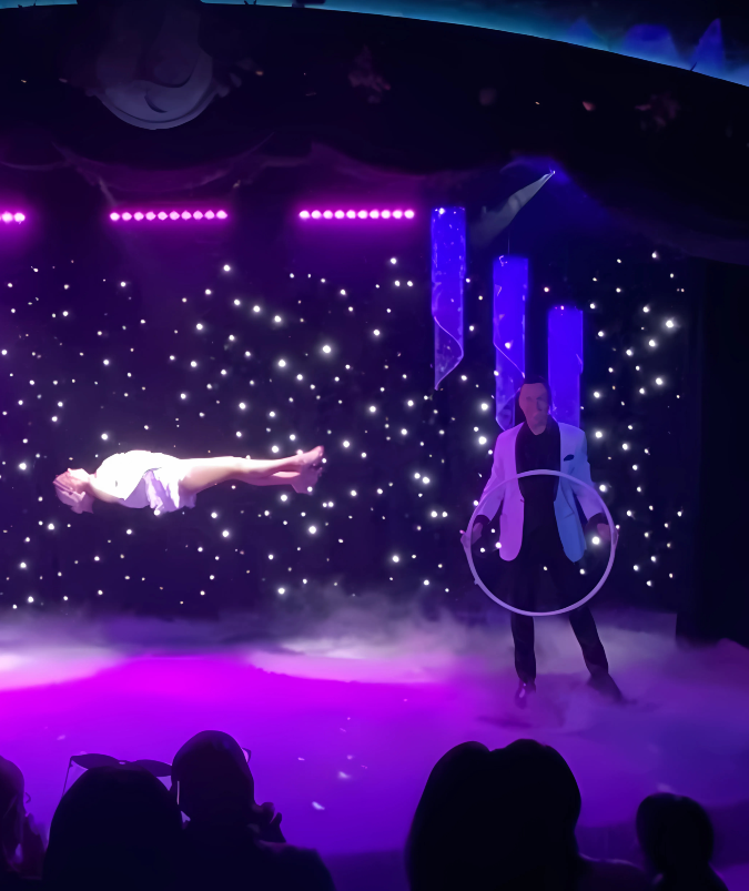 Zubrick Magic Theatre tweet media