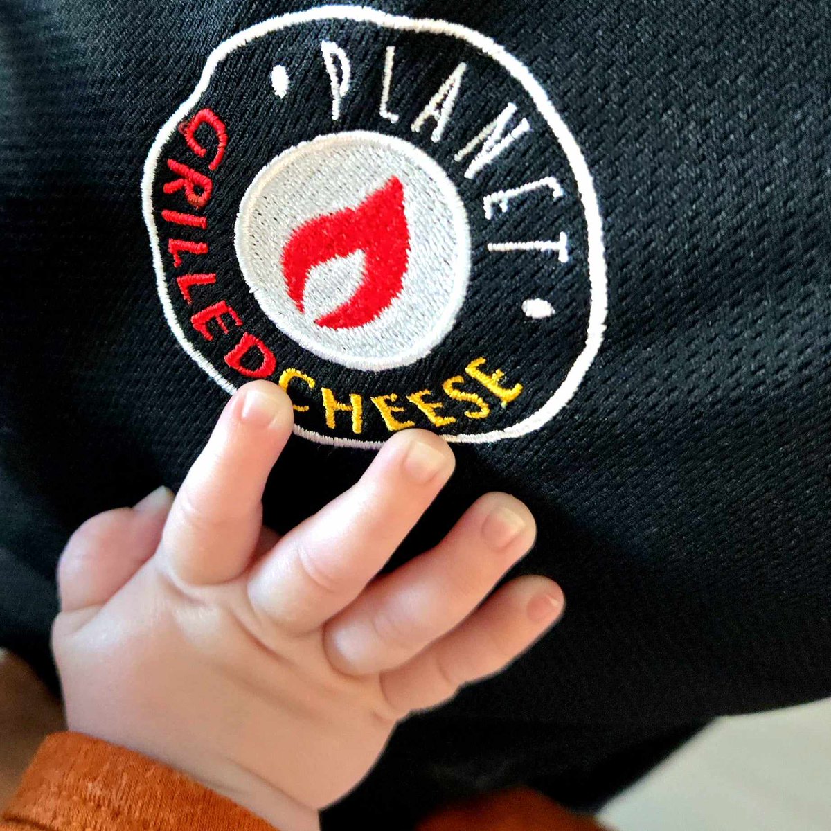 PlanetGrilledCheese tweet media