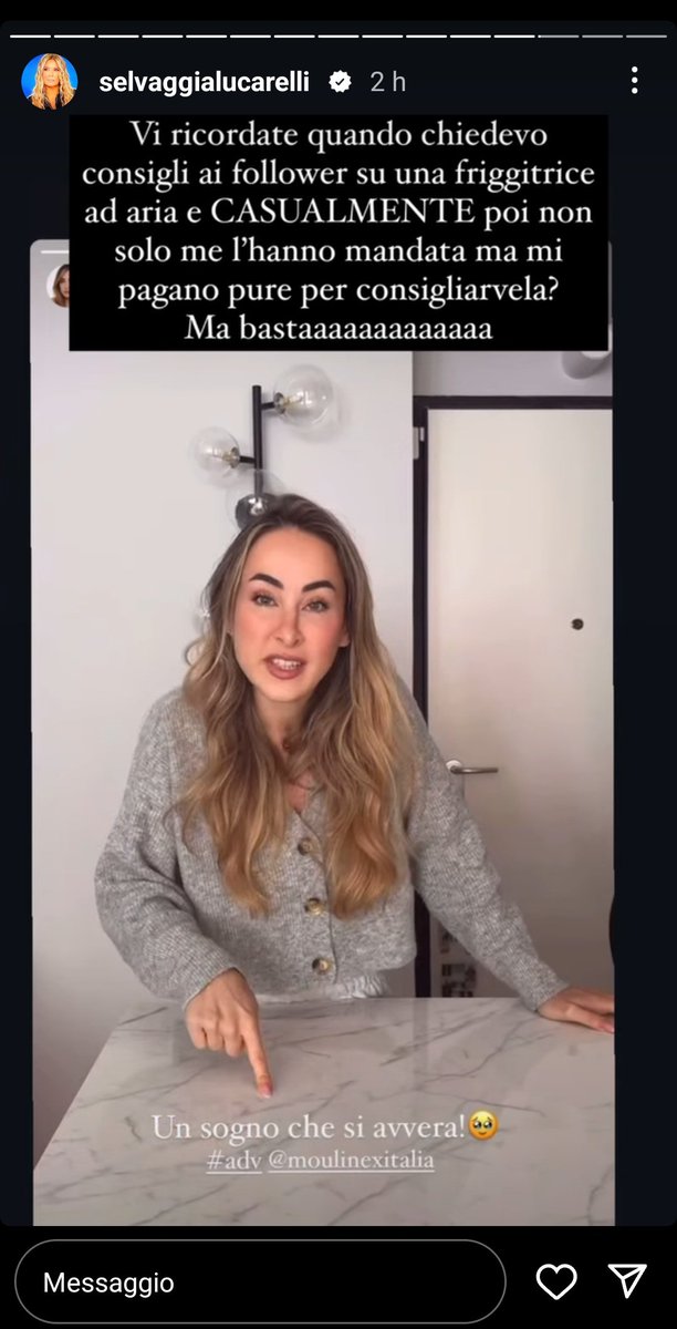 Jess_16j's tweet photo. Quanto hai ragione @stanzaselvaggia , è quello che pensiamo tutti.
MA BASTA!!!!!!
Nuovo # insieme ad #influcirco, #mabasta.
E comunque questa qui è veramente vergognosa, e chi la segue è peggio. https://t.co/5oppIzAcdo