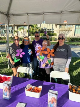 OHBayfront's tweet image. An inspiring weekend at #WalkToEndAlz 🚶‍♀️✨

Thank you to our team members who participated and helped raise awareness for the care, support, and research efforts of the @AlzAssociation 💜