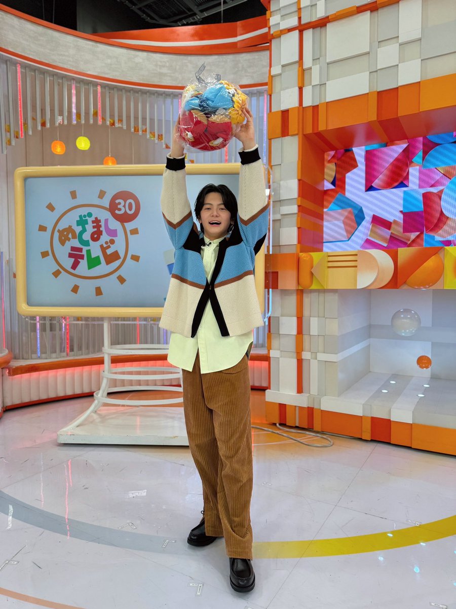 昨日の投稿はだいぶ尖っている写真だったので) 念のため、こちらも失礼