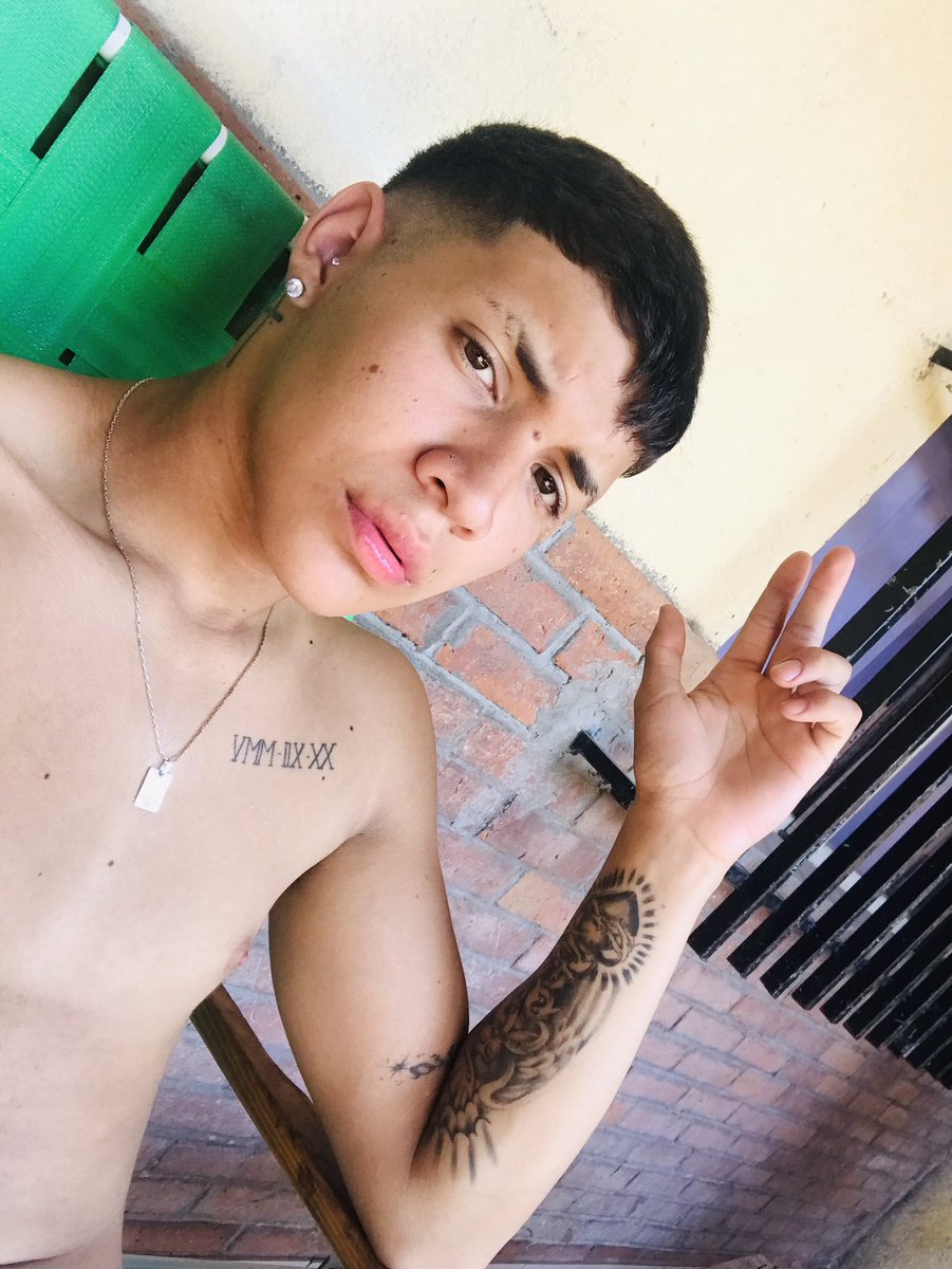 😶‍🌫️☝🏼🔦