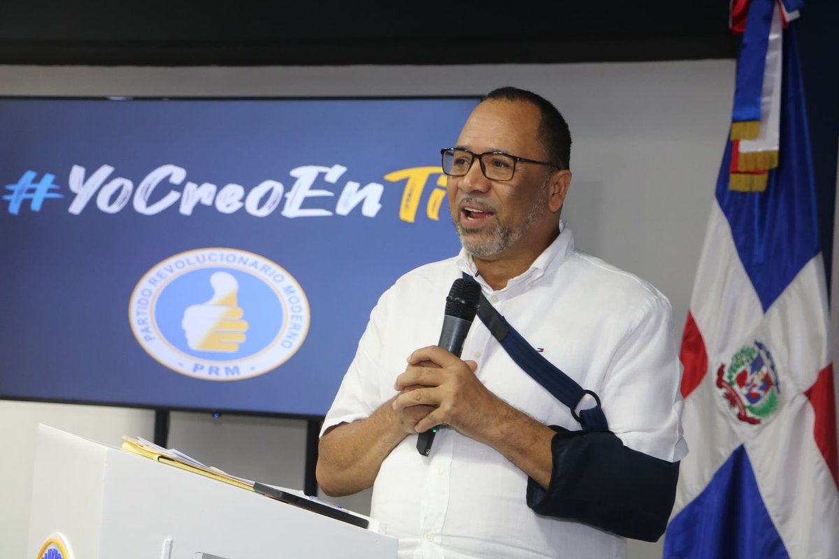 En la reunión de la Comisión Ejecutiva del Frente-Corriente “José Fco Peña Gómez” se realizó una evaluación participativa y objetiva sobre el proceso electoral ADP. El revés se convertirá en victoria. Todo con un objetivo ⁦<a href="/PRM_Oficial/">PRM</a>⁩/ Gobierno ⁦⁦<a href="/luisabinader/">Luis Abinader</a>⁩