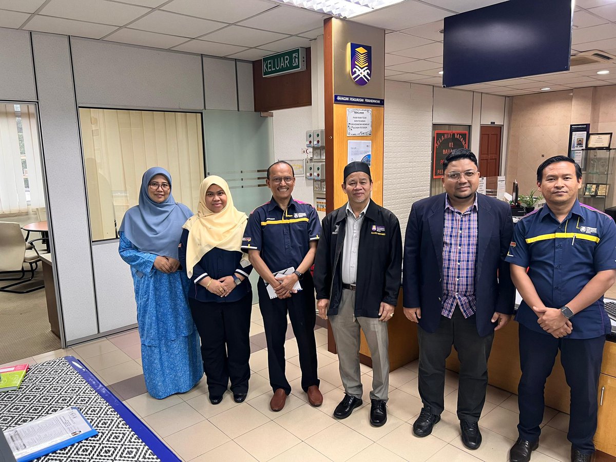 Mitasauitm's tweet photo. Pada 27.11.2024, telah berlangsung Perbincangan bersama Kesatuan Mengenai Pelaksanaan Pemberian Awal Award Wang Tunai GCR UiTM Siri 1/2024. Turut hadir, pegawai BPP, Presiden MITASA dan Presiden KKUiTM. https://t.co/ggJW3s7oVy
