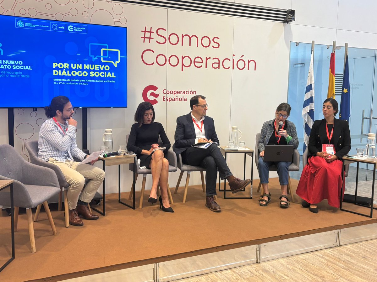 La #transiciónJusta requiere la participación activa de todos los sectores para construir un futuro sostenible para todos. El Diálogo 4 abordó al crisis medioambiental y destacó el papel del diálogo social para avanzar hacia una sostenibilidad inclusiva y equitativa.