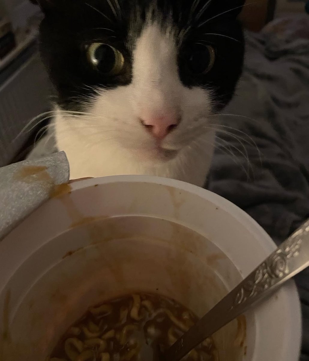 Much to Keith's utter disgust, I have had to fend for myself tonight as the chef has given himself the night off