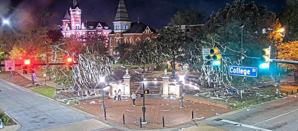 Toomer’s corner on Thanksgiving eve following a Maui Invitational championship
