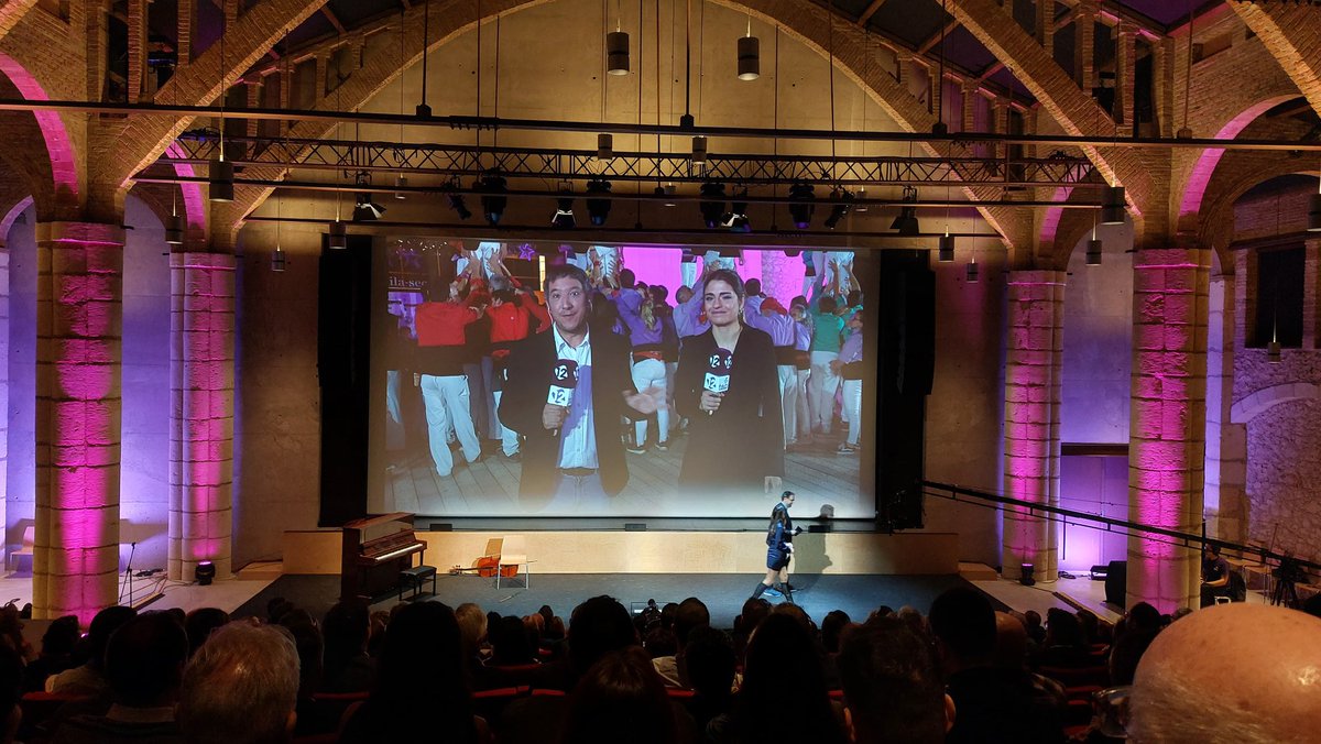 Coordinadora de Colles Castelleres tweet media