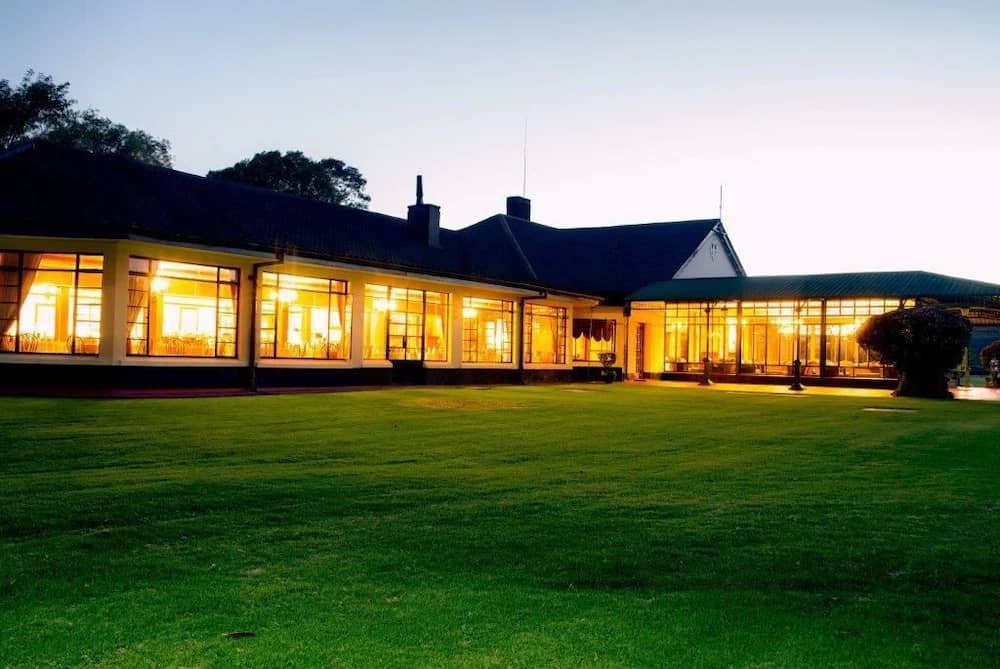 VisitZim_ZA's tweet photo. Beautiful destination for your next vacation #visitzimbabwe #nyanga #troutbeckresort #travel #holidayseason #vaca https://t.co/PNlXLTNIy2