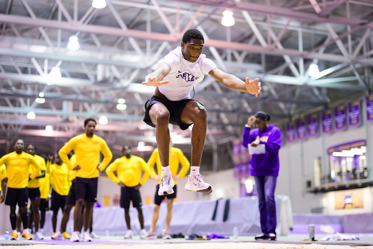 LSUTrackField's tweet photo. 2024 LSU Pentathlon

Top-3 scorers on the men’s side:

1) Godson Oghenebrume (Sr.) 🏆
2) Ronnie Rounds (Sr.)
3) Kuda Chadenga (Sr.) https://t.co/iHrVuqY2zg