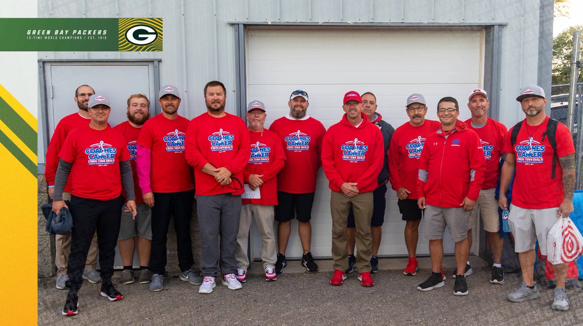 TravisBOUND's tweet photo. Bill Jacklin of Slinger High School selected as WFCA/Packers Coach of the Year

https://t.co/EC3tpGyloL #wisfb https://t.co/ip0r4dF9aP