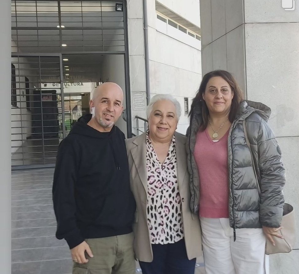 Qué lujo contar con la colaboración de asociaciones como LA MORERA de Churriana de la Vega, dispuestas a colaborar con el alumnado en un proyecto artístico con motivo del #25N que pronto verá la luz 🥰