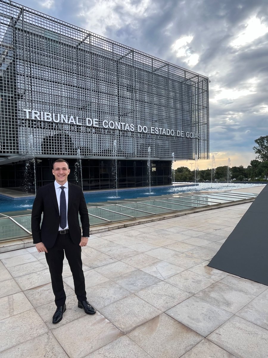 loucodoanki's tweet photo. O Louco do Anki é oficialmente Auditor de Controle Externo! https://t.co/trpBR5jyJJ