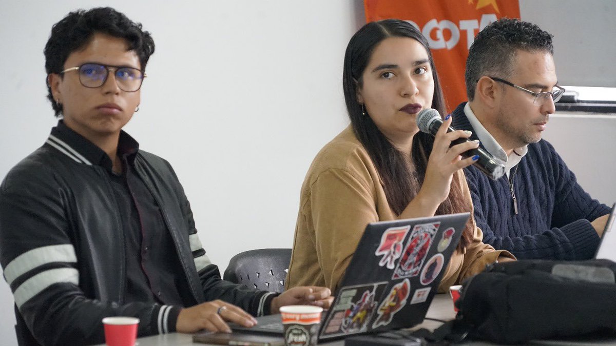 gtarazona1's tweet photo. En la Sesión Extraordinaria N° 16 del Consejo Superior Universitario, logramos materializar el articulado que lleva al nuevo Estatuto General de la @udistrital. 

Este propósito es un anhelo de toda nuestra comunidad y con su aprobación, esperamos avanzar en nuestros objetivos y retomar nuestro camino principal que es el de brindar oportunidades a través de la educación. 

Toda su estructura es de gran importancia pero exalto de manera especial la aprobación de las Vicerrectorías de Formación; Investigación, Creación e Innovación; y de Contextos y Proyección Social.