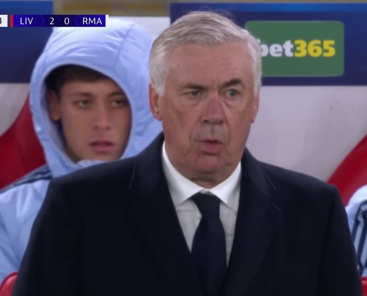 hoes_mad_4's tweet photo. im actually so fucking done with old bum
ancelotti if i see u outside ur getting #assasinated https://t.co/C9HLUirALy
