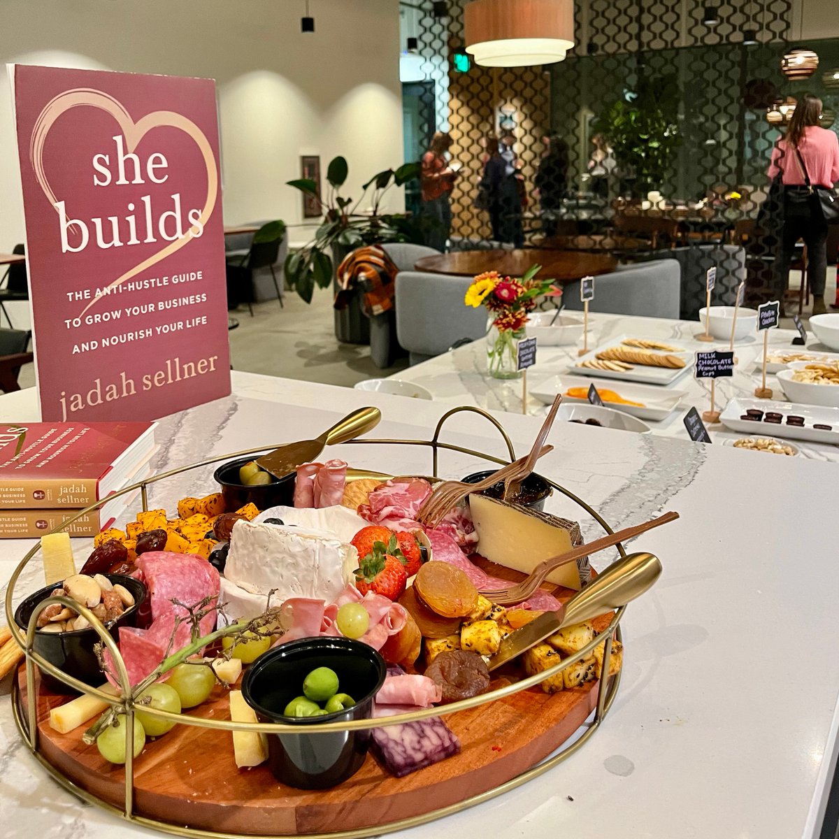 Look at this #SheBuilds hive! We gathered to discuss leading with love in a hustle-driven world—such joy meeting new faces &amp; reconnecting with familiar ones! Ready to plan your 2025 with intention? Join my Vision Workshop:

🗓️ Dec 6, 2025
📍 Live Online
👉 jadahsellner.com/vision2024