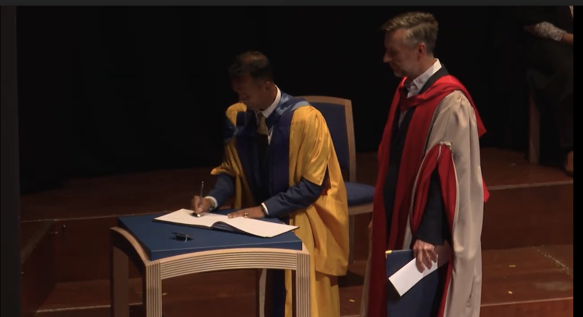 S_Chelvan's tweet photo. #OUFamily 🙏🏾🏳️🌈🎉 #BeAChangeMaker
“Do not ask what Our World can do for you, but What You can do for Our World”
-final sentence of my acceptance speech for my #HonoraryDoctorate at @OpenUniversity (22 Nov).
Link to watch Head of Law Prof Hugh McFaul introduce the award (#DUniv ),with my reply (clip gratefully received from OU today):
https://t.co/3Q3yyWTi4x
#ActivistLawyer
Mentions: @AmyWoolfson who nominated me for the award in 2001 (@OpenUniversity grad, @KennedyScholars and #Barrister friend ), notified of award December 2023 when @chelvanstanmore was alive (dedicated speech and award to my soulmate ❤️)
Key mentions in both speeches:
#Refugees
#Passion #Intelligence #Compassion
@UoSLawSchool @33BedfordRow @TheInnerTemple @AlbanyTrust @FionaBawdon @LighthousePoole @rock4_ronnie @AfricanRainbow1 @stonewalluk @JacquiMckenzie6 @LeighDay_Law @StephanieMotz @ukhomeoffice @AttitudeMag @LALYawards @unisouthampton @NorthwesternU @Harvard_Law @KCL_Law