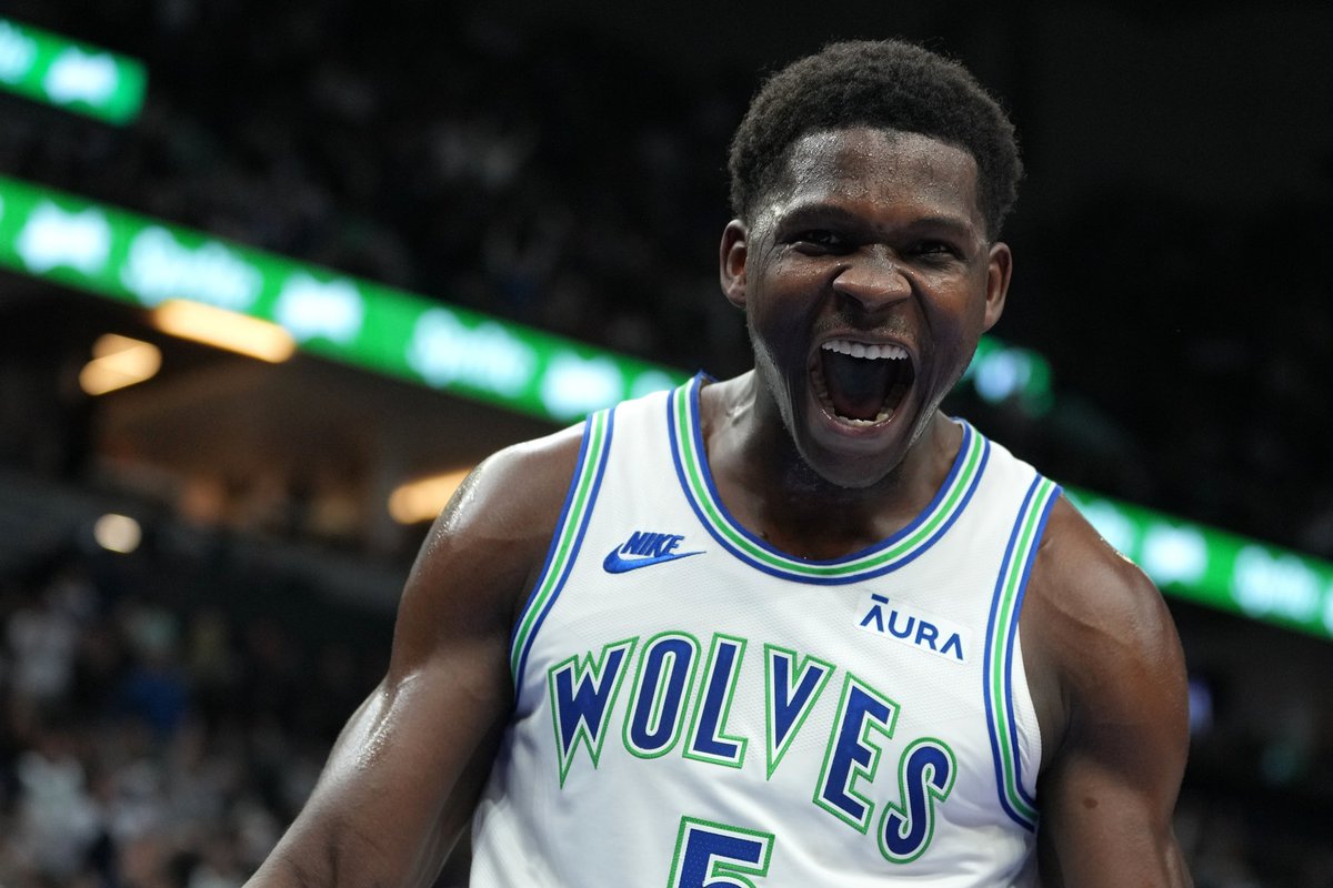 Smoove Selections tweet media