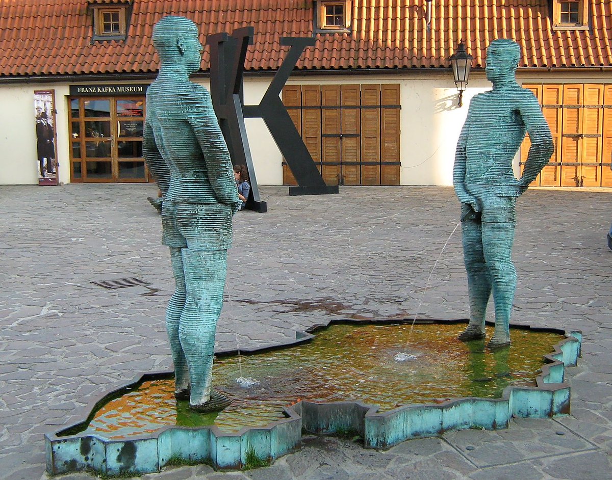 Pytanie do kobiet ‼️ ‼️‼️‼️
Czy tolerujecie facetów którzy sikają na stojąco w waszej toalecie ? 
Ja NIE  ‼️