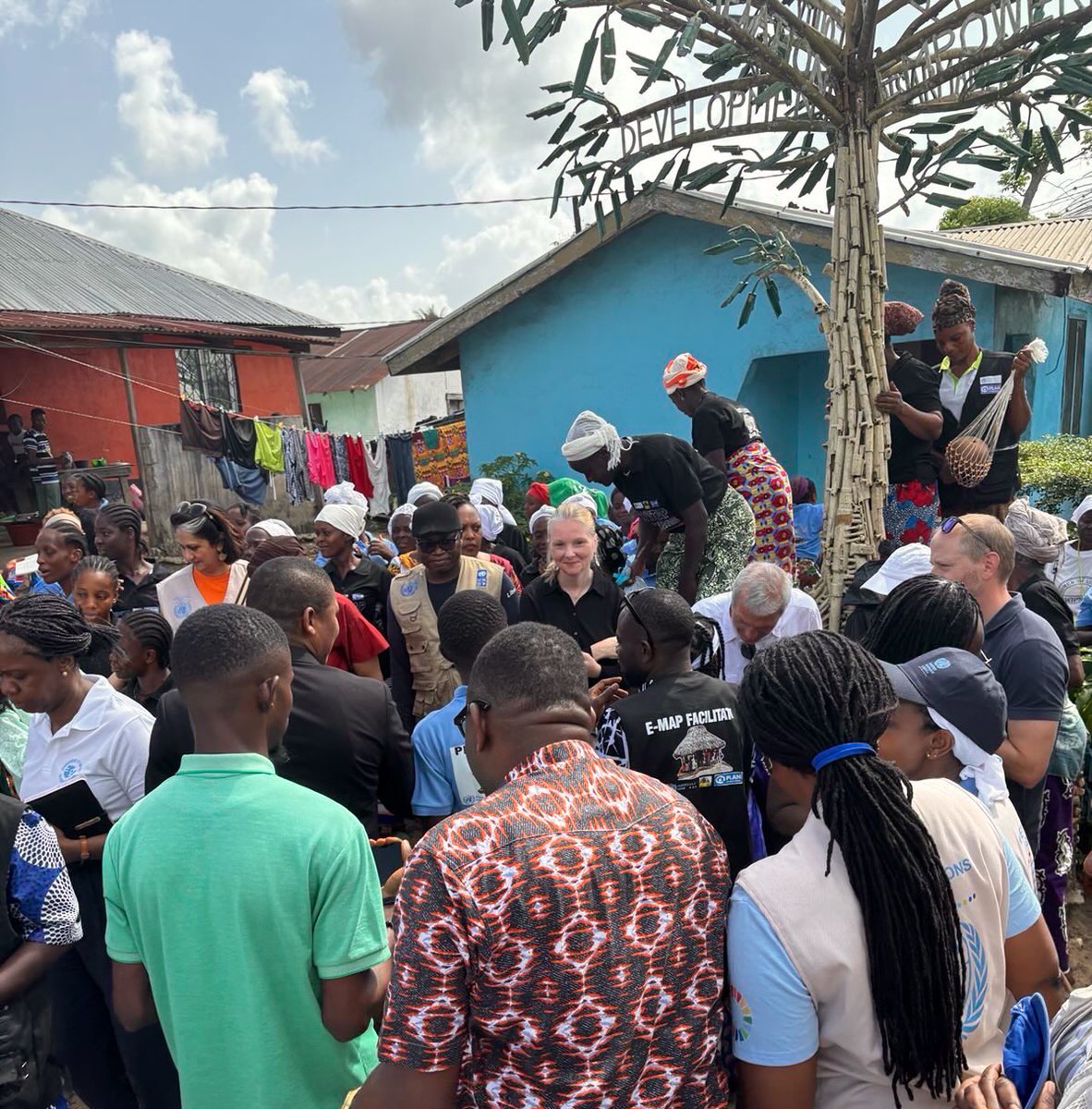 SwedenUN 🇸🇪 (@swedenun) on Twitter photo <a href="/NicolaClase/">Nicola Clase</a> <a href="/UNPeacebuilding/">United Nations Peacebuilding</a> The PBC Liberia Configuration was formed to accompany Liberia on its path from civil war to peaceful & prosperous society. Sweden has chaired the configuration since 2012.
Today, Liberian society is committed to preserving the peace & moving from peacebuilding to development. <a href="/NicolaClase/">Nicola Clase</a> <a href="/UNPeacebuilding/">United Nations Peacebuilding</a> The PBC Liberia Configuration was formed to accompany Liberia on its path from civil war to peaceful & prosperous society. Sweden has chaired the configuration since 2012.
Today, Liberian society is committed to preserving the peace & moving from peacebuilding to development.