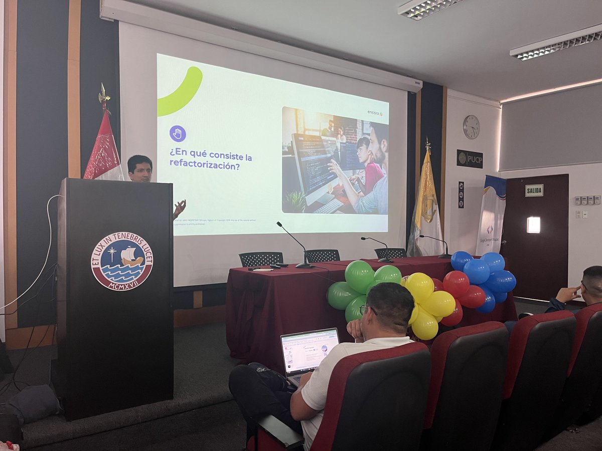 gdglima's tweet image. #DevFestLima2024
🙏 Agradecimiento especial a Sebastian Levano por su charla: “Buenas prácticas de desarrollo de JavaScript”. 💡✨
🎯 Completa el feedback y ayúdanos a mejorar: bit.ly/devfestlima24-…
#DevFestLima24 #GDGLima #DevFestLima #DevFest #gdg