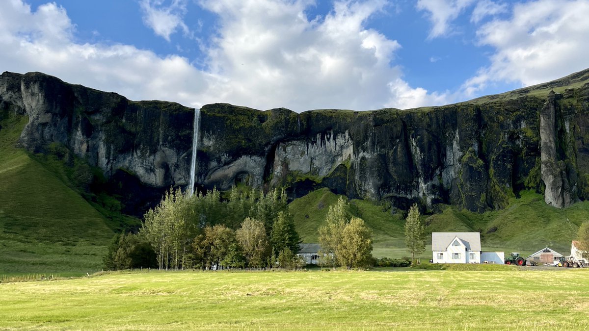 Singularia | viajes curiosos tweet media