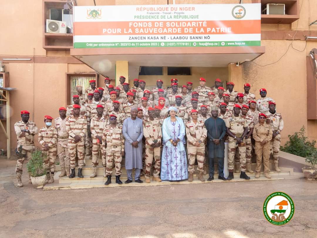 Contribution de 90 000 000 Fcfa  du personnel de la Garde Nationale au Fonds de Solidarité pourlaSauvegardedelaPatrie. Ce deuxième geste hautement patriotique témoigne davantage la détermination de ce corps à contribuer à la mise en œuvre des objectifs du FSSP.
