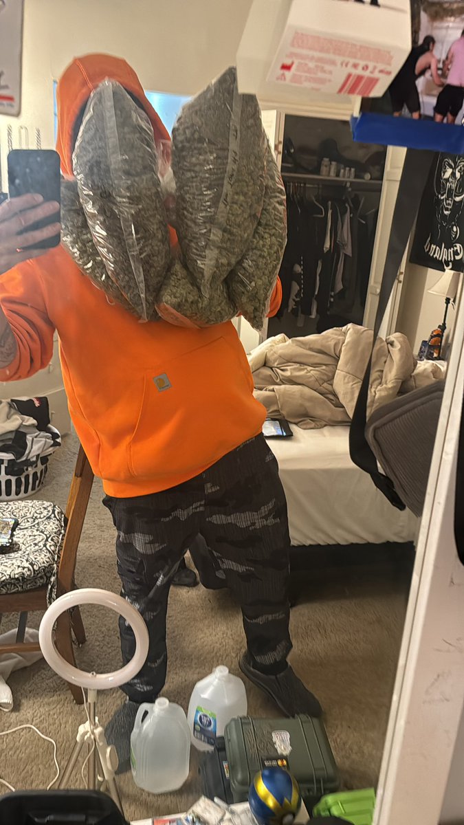 ToesTerps42069's tweet photo. Call me Packy Mcpackerson https://t.co/lTrnmOKkTz