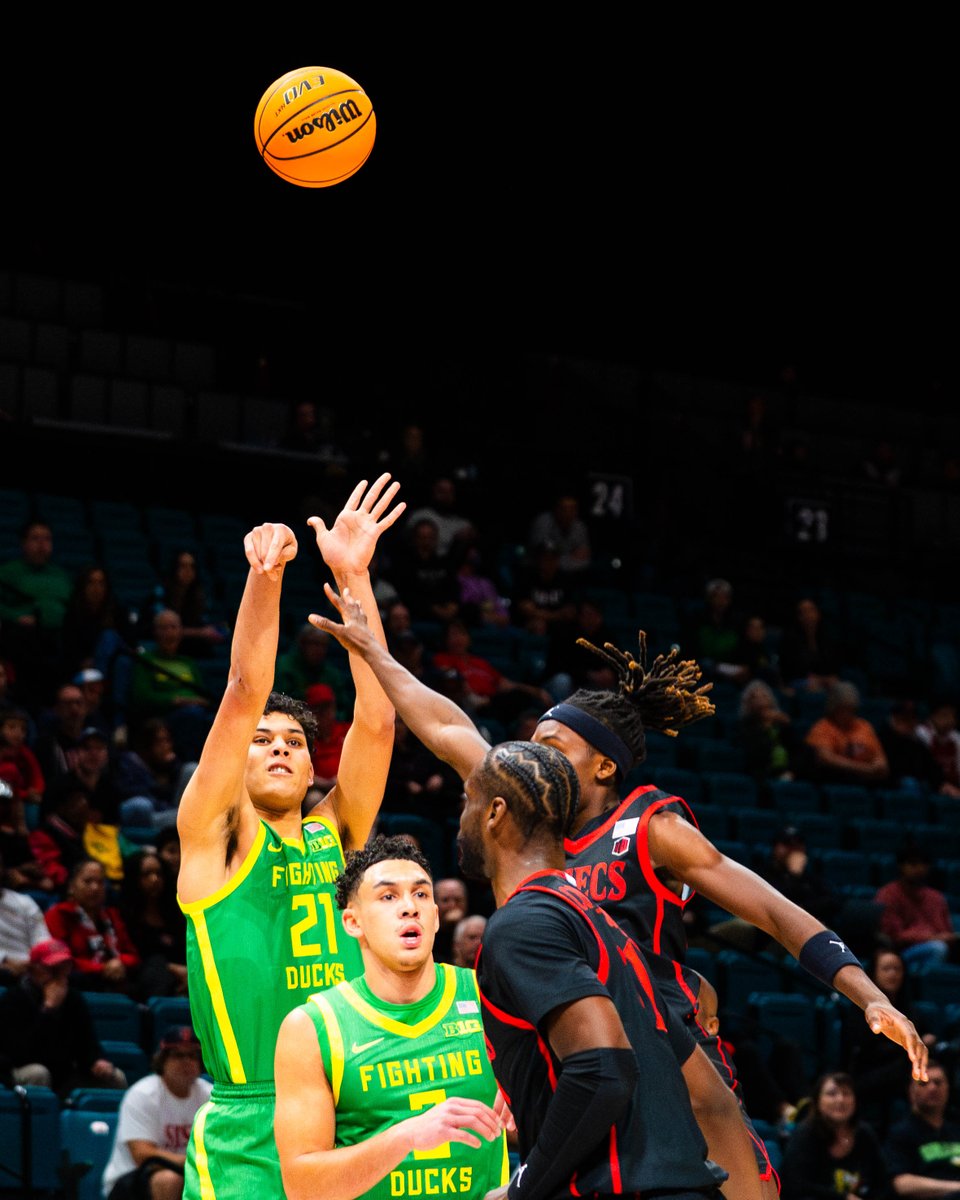 Oregon Men's Basketball tweet media