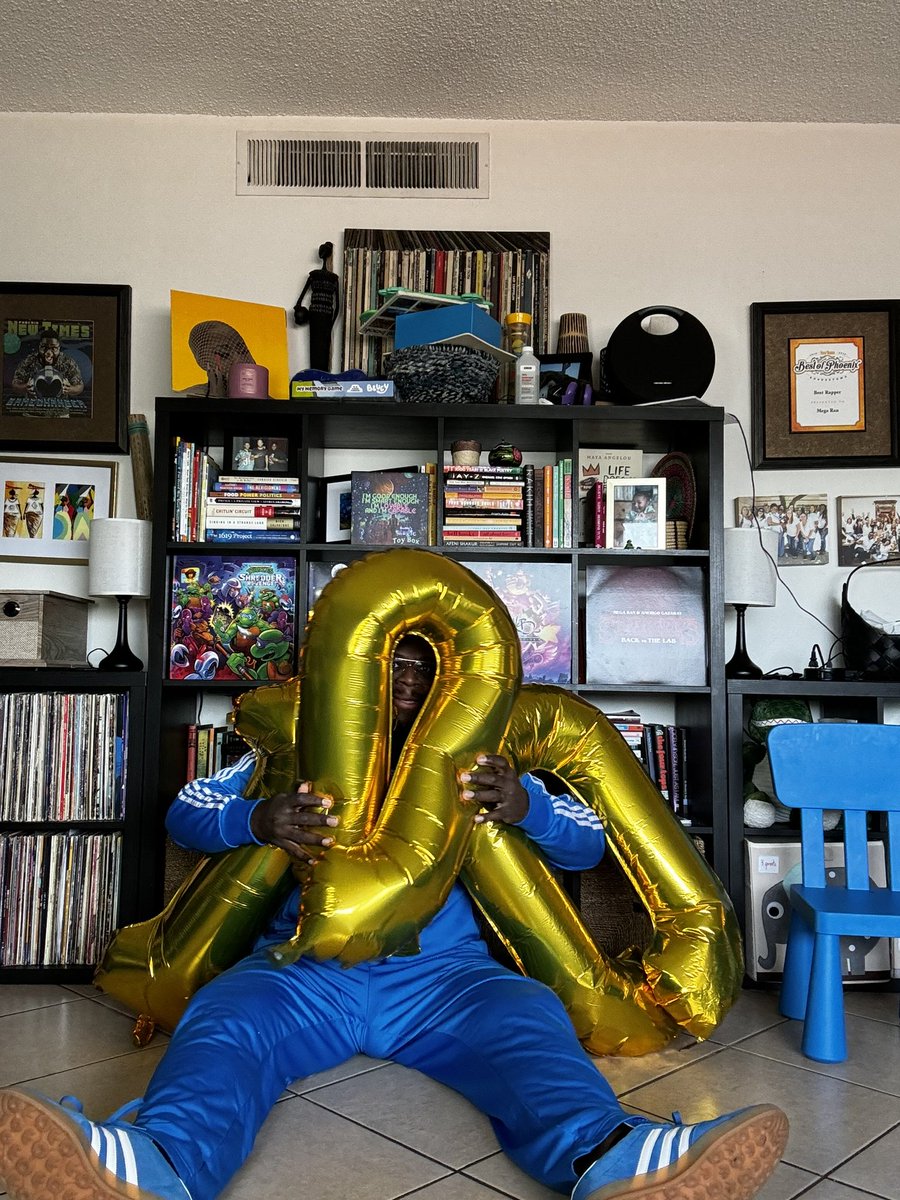 Mega Ran tweet media