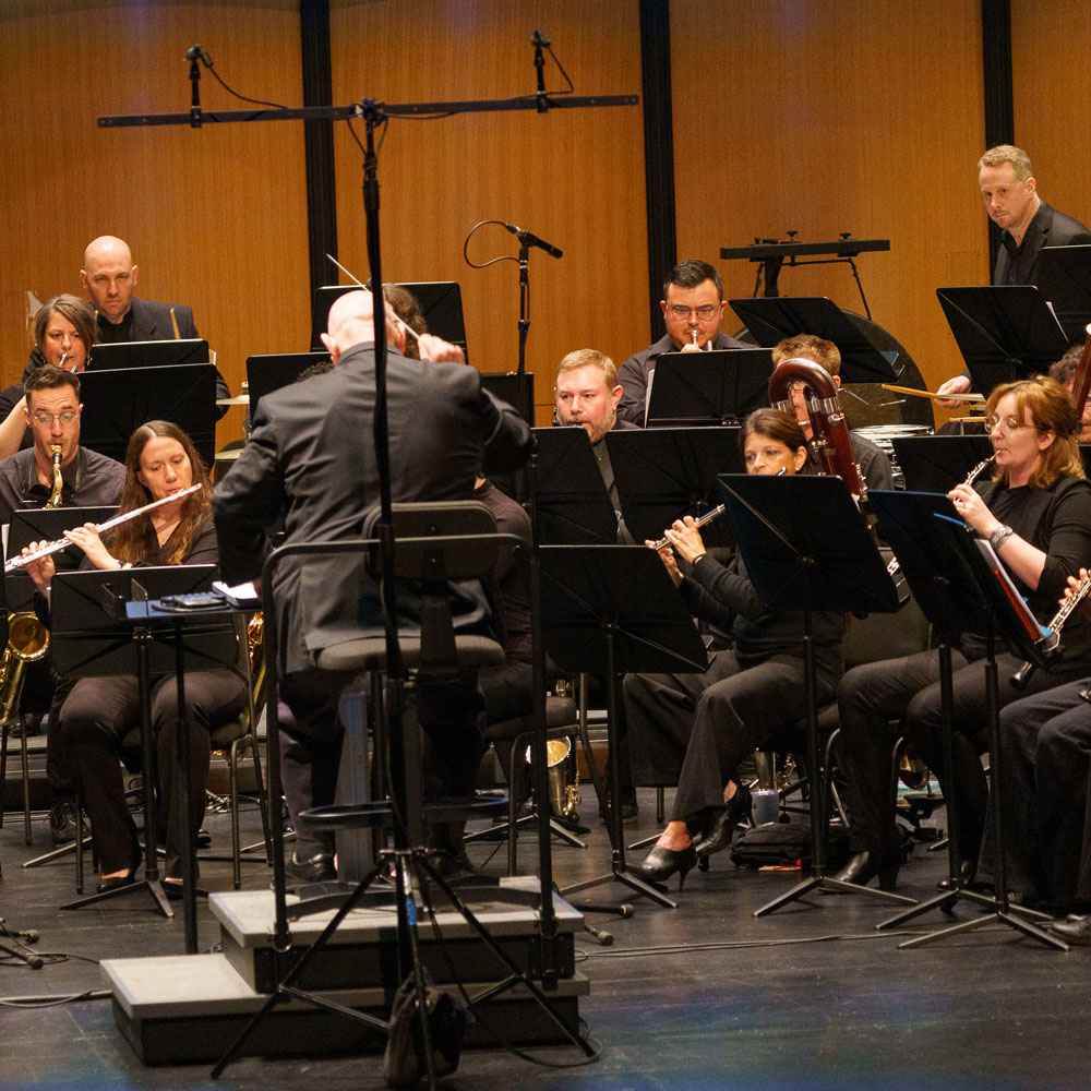 LSWO's tweet image. Our musicians are thankful every day for the opportunity to create and perform music. During this holiday season, you can “Give a Gift, Change a Life” and help us inspire audiences across DFW.

To give, please visit lswo.com/support-lswo/c….

#MusicChangingLives #supportthearts