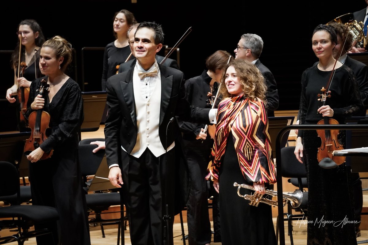 helene_mahln's tweet photo. 🎶 Bravo @orchambreparis conducted by @GiacSagripanti with @lucienne_RV #trumpet for this wonderful #concert at the @philharmonie de #Paris !
🎼 #Stravinsky, #Dvořák, #Kreisler
🎼 #Hummel #TrumpetConcerto
🎼 #Beethoven #Symphony7
📷 @helene_mahln - 2024 nov.27
#ClassicalMusic https://t.co/Cm6kiB5yTu
