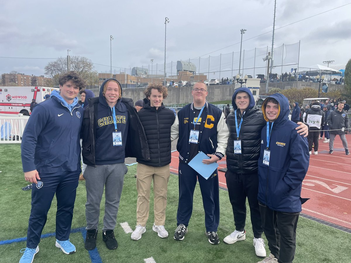 TannerRaymond08's tweet image. Had an amazing game day visit this past Saturday at @CULionsFB. Great seeing all of the coaching staff again! Thank you Columbia football for having me.
@Coach_Poppe @Coach_Batti @CoachManion_ @CRHFootball @coach_spinnato @dw71glox