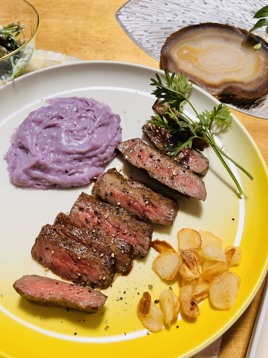 z20uUAXoFWXZgIa's tweet photo. #生で食べるノルウェーサーモン
#北欧食器が好き
#figgjo https://t.co/LsXofCcagC