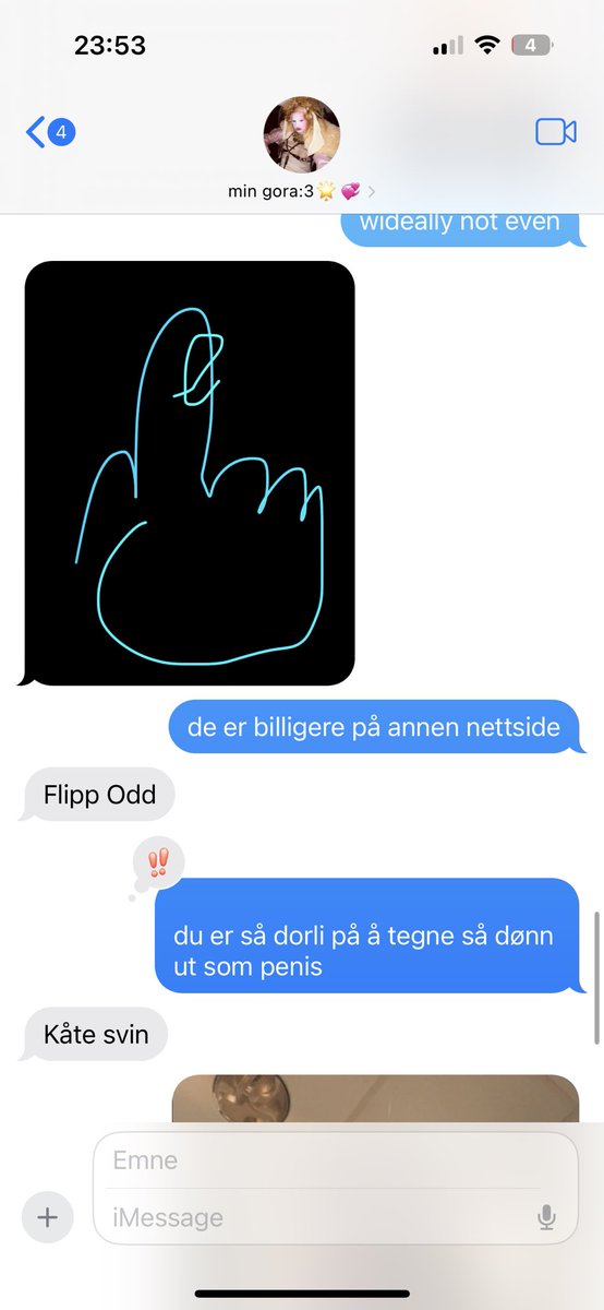 b0bleplast's tweet photo. challenge hvor gammel er meg og tispen https://t.co/NF7pAOaV0s
