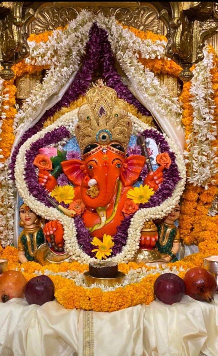 जीवन में दुख से परेशान और सुख समृद्धि की कामना तो ब्रह्मांड में सबसे बड़ा दरबार जय श्री गणेश