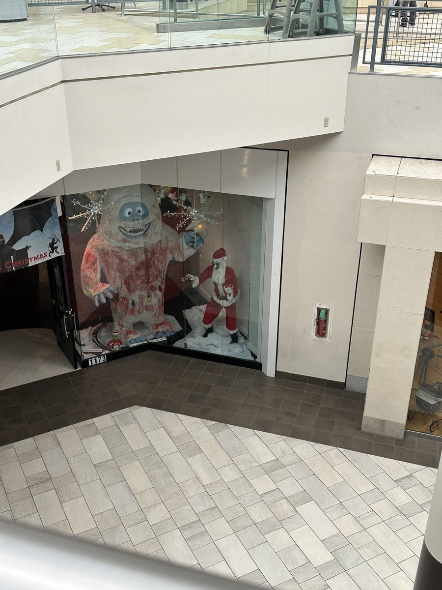 returning to the mall for the 4th time this month to see my man