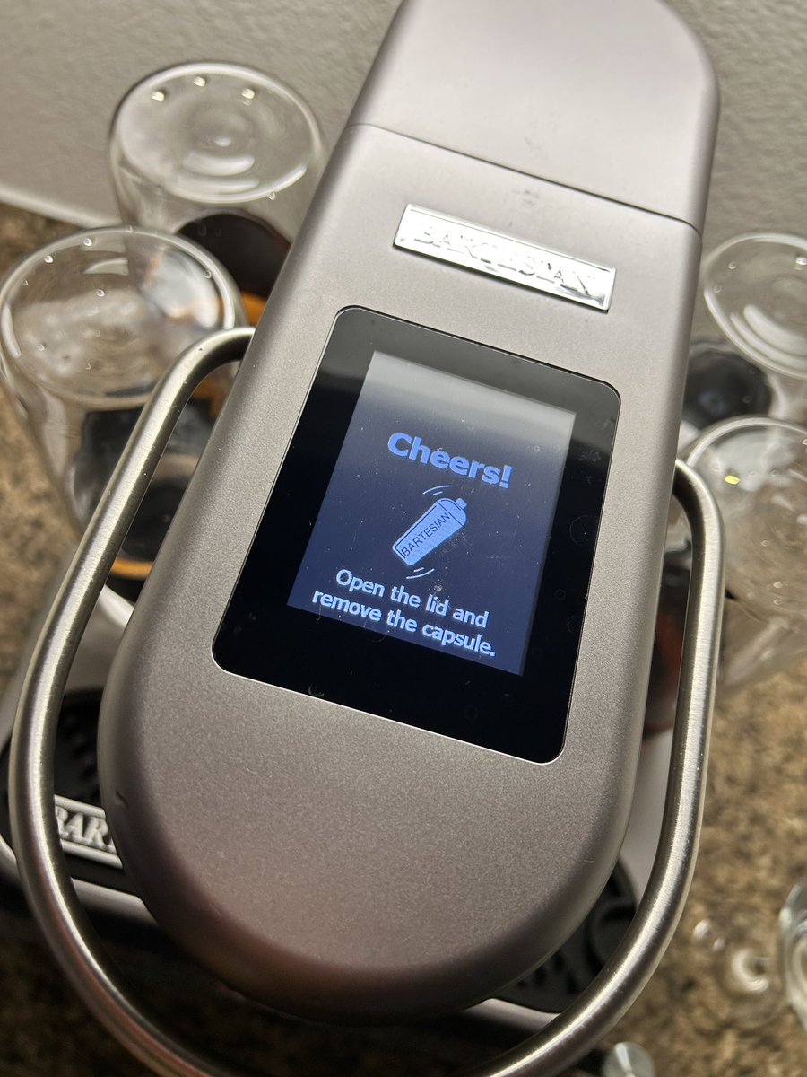 LoveBeauteeXO's tweet photo. Spending the holiday with my bestie and his partner and I get to get acquainted with their new edition to their family #TheBartesian. Itโs EVERYTHING and will be added to my Christmas wishlist. ๐ธ https://t.co/8ImKAL5pqb
