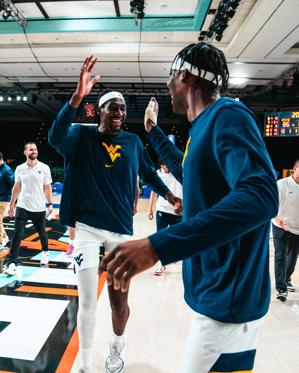 WVUhoops's tweet photo. Please allow us to reintroduce ourselves. 

#HailWV https://t.co/FC7MdJ5EPh