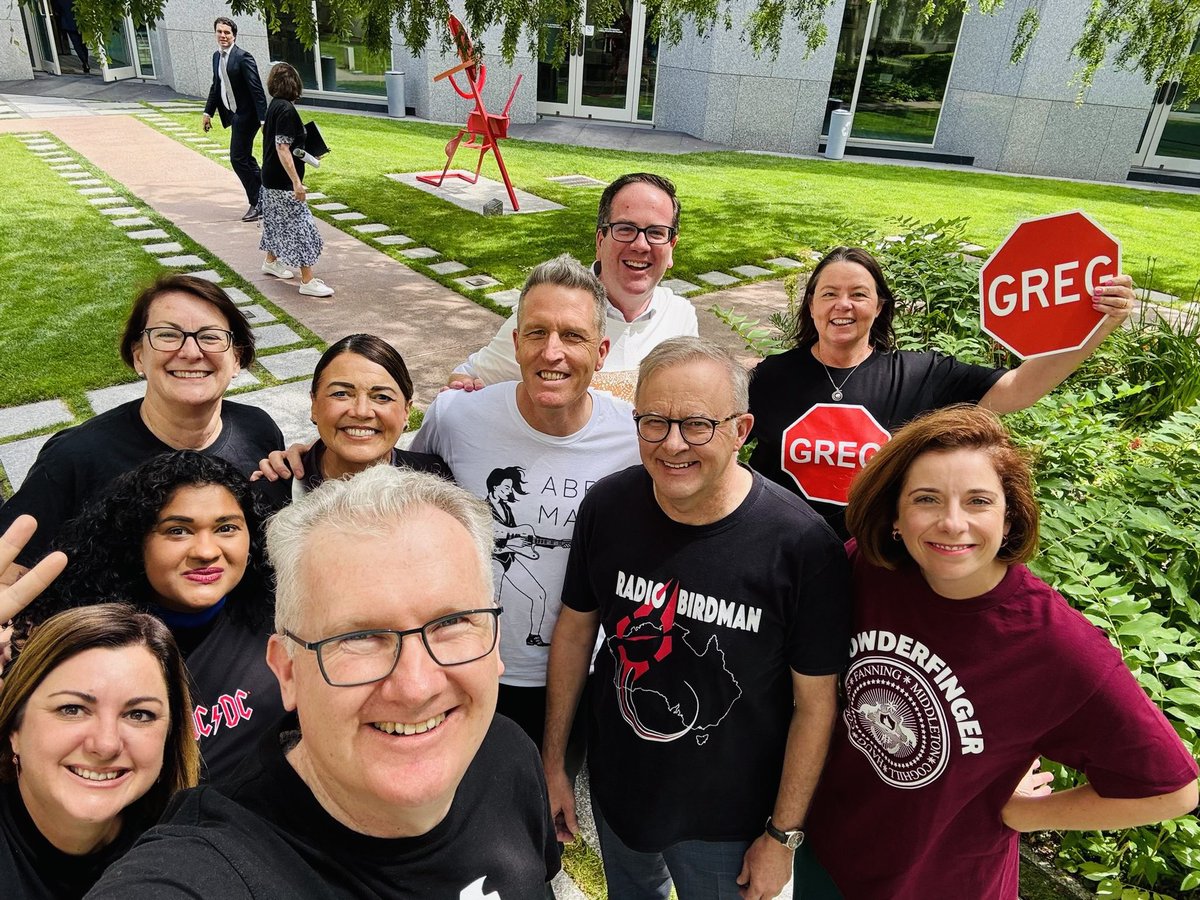 LibbyCokerMP's tweet photo. Happy Ausmusic T-shirt Day.

A day to celebrate Aussie music and raise funds for music workers.

Today, put on your favourite band’s shirt, buy a new one to support them, or head to the AusMusic T-Shirt Day website to make donation. https://t.co/1ajqdtWSj9