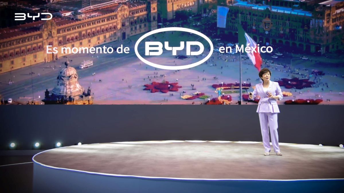 GlobalEnergyMEX's tweet photo. 📝La compañía de #vehículoseléctricos @BYDAutoMexico ha confirmado que sigue adelante con sus planes de #construcción de una planta en México, a pesar de las recientes declaraciones de @DonaldTrump , sobre la posibilidad de imponer aranceles.

👉https://t.co/iuMl1aRsJq https://t.co/AFU5TL9kob