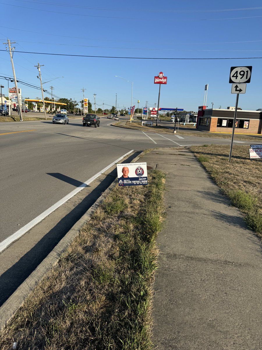 cguest23's tweet photo. @JoshPateCFB I had custom signs made and put them all over Crittenden, Ky to put people on. https://t.co/u8IehBCpAG