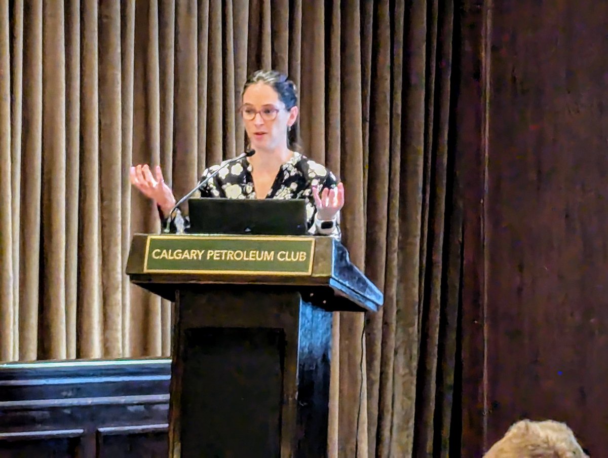 GeothermalCAN's tweet image. Our VP Emily Smejkal speaking at the SPE Luncheon on November 26.