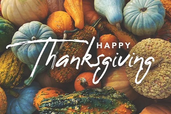 Duxbury_Police's tweet photo. From all of our families to yours, Happy Thanksgiving! 🦃 https://t.co/xArYt8xJNQ