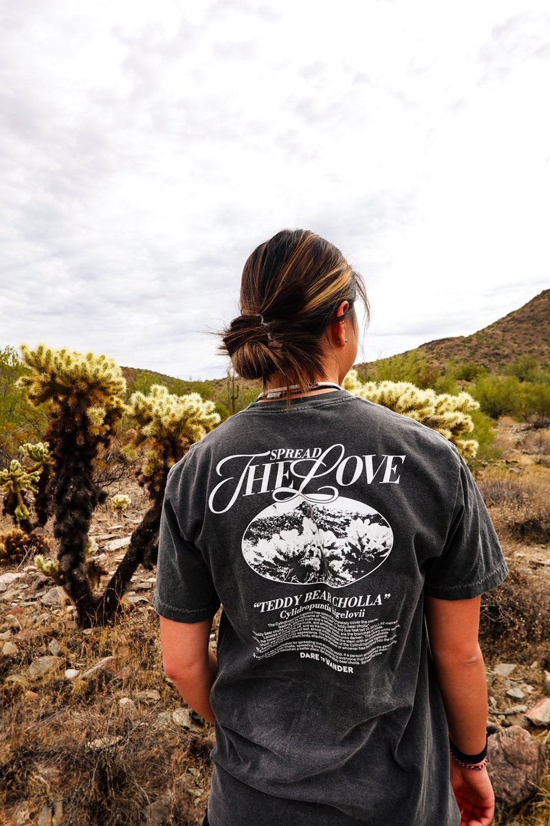 DTWApparel's tweet image. Spread the love like a Teddy Bear Cholla 🌵
Available in two colors plum and pepper!
🔗 daretowander.shop/collections/all