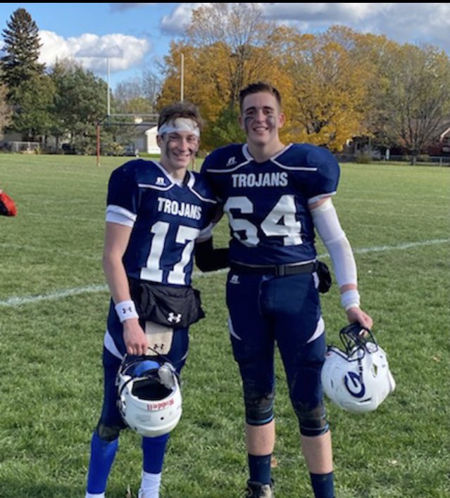 QbStephenson12's tweet photo. End of the high school chapter🏈❤️

#12 out ✌️✌️ https://t.co/OOLVWHSgUU