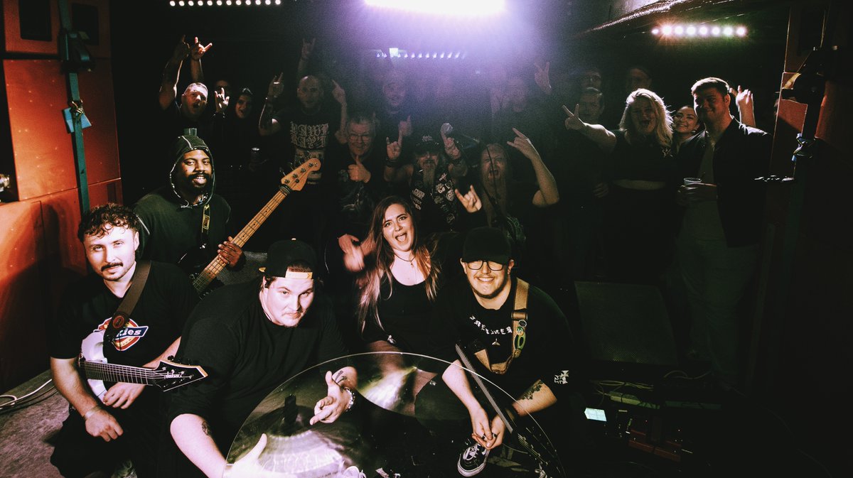 Saints Among Us (@sau_band) on Twitter photo Thank you for making our Hunger release show unforgettable ๐ท If you havenโt listened to Hunger yet, nowโs your chance - stream it here๐ท๐ท
open.spotify.com/track/27sh4U32โฆ...
๐ท - <a href="/jsm/">Jamie McConnell</a>.slater_films
#NewMusicAlert #streaming #alternative #rock #sheffield #Spotify Thank you for making our Hunger release show unforgettable ๐ท If you havenโt listened to Hunger yet, nowโs your chance - stream it here๐ท๐ท
open.spotify.com/track/27sh4U32โฆ...
๐ท - <a href="/jsm/">Jamie McConnell</a>.slater_films
#NewMusicAlert #streaming #alternative #rock #sheffield #Spotify