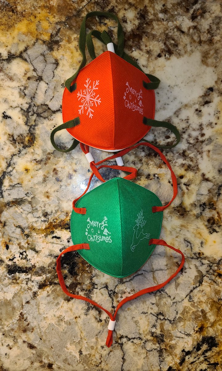 CriticalAerosol's tweet photo. Purchased these very cute holiday masks from Zimi.  Limited edition. https://t.co/T0ty8gS7dp