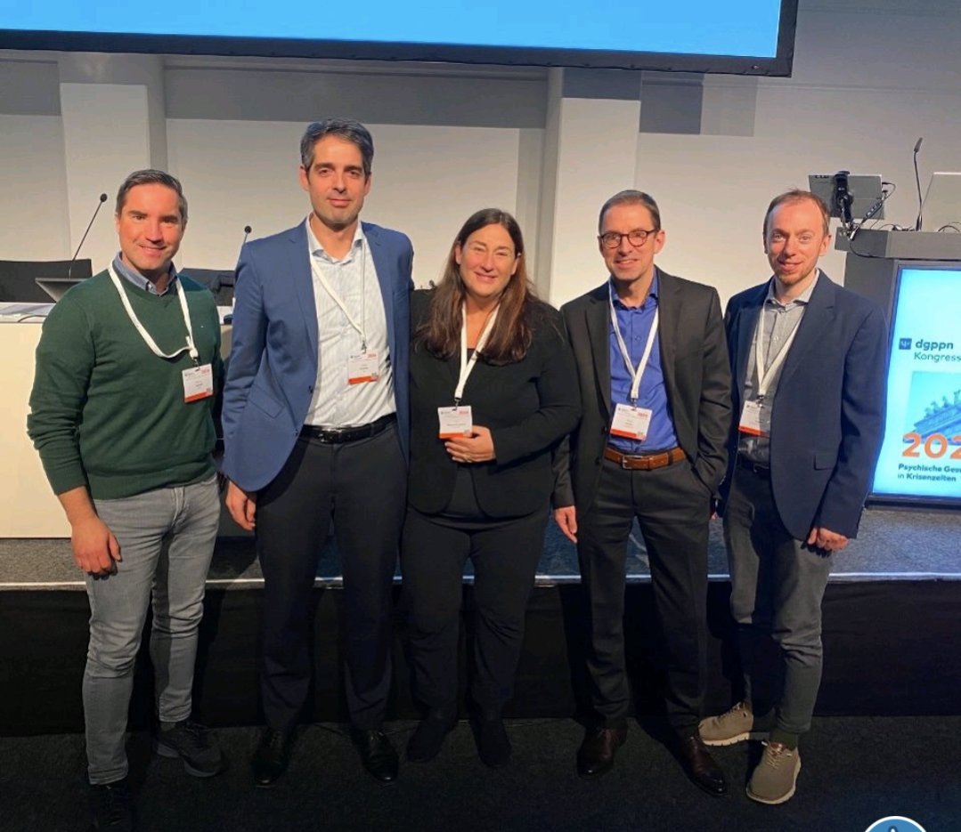 joseph_kambeitz's tweet image. thanks Eva Meisenzahl, Oliver Gruber, @INM7_ISN and @JonathanRepple for the great talks on the ABCD-J platform for neuromedicine and brain health and network approaches...! #DGPPN